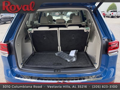 2025 Volkswagen Atlas 2.0T SE w/Technology