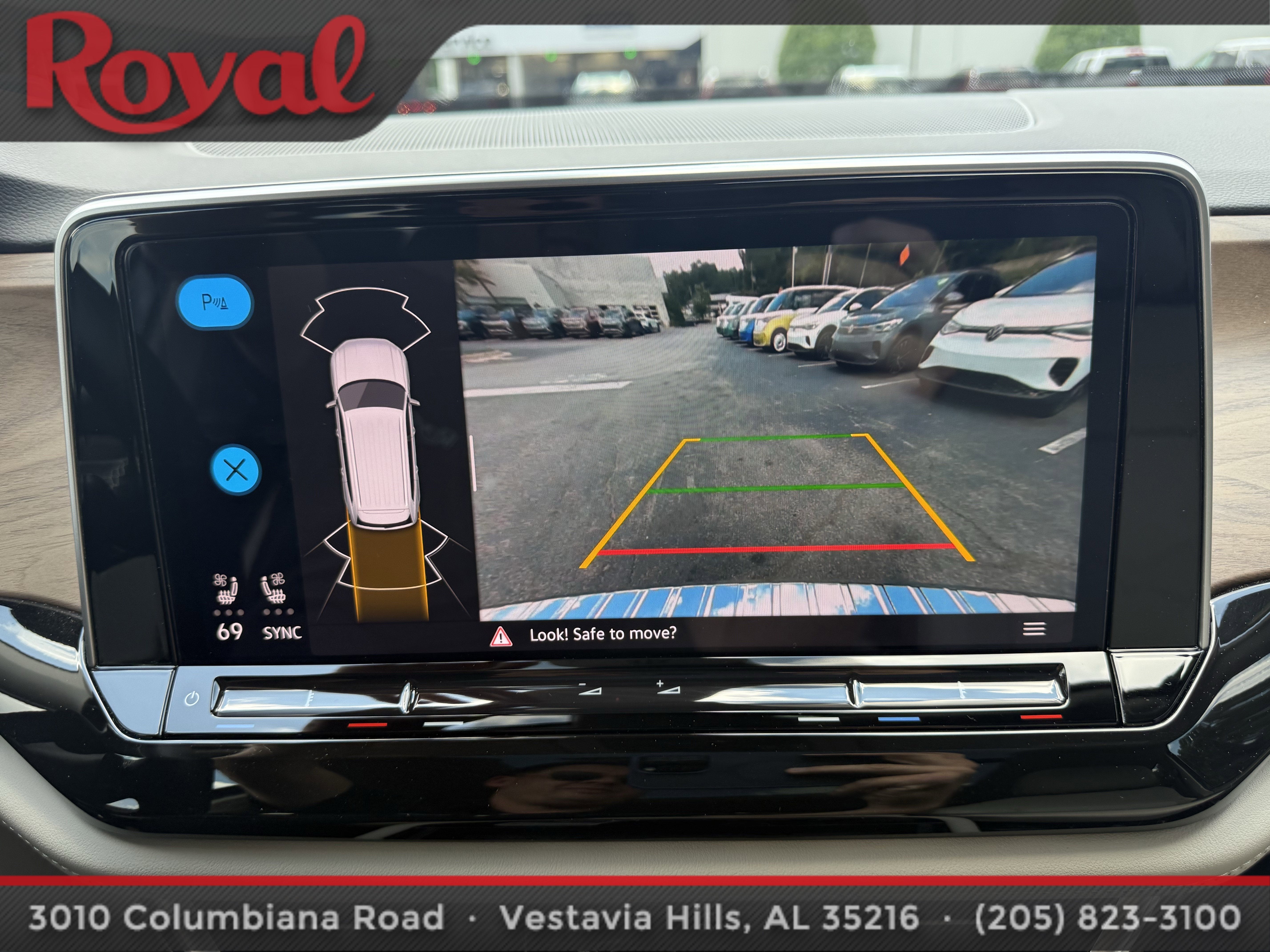 2025 Volkswagen Atlas 2.0T SE w/Technology