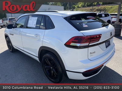 2023 Volkswagen Atlas Cross Sport 2.0T SEL R-Line Black