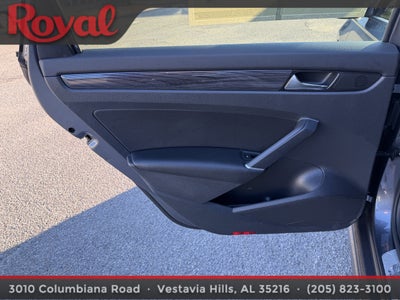2021 Volkswagen Passat 2.0T R-Line