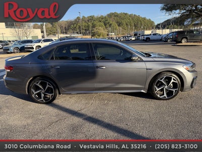 2021 Volkswagen Passat 2.0T R-Line