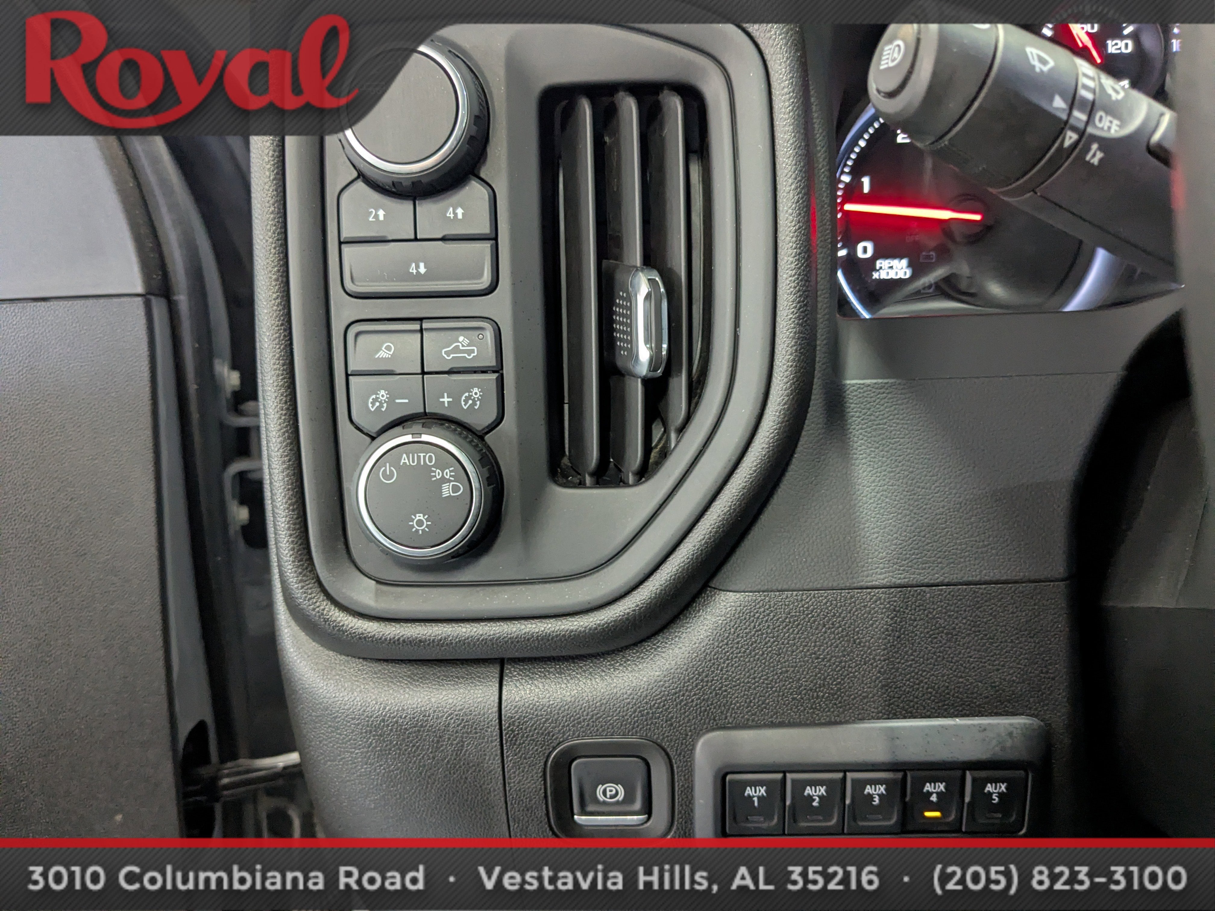 2025 Chevrolet Silverado 2500 HD Custom