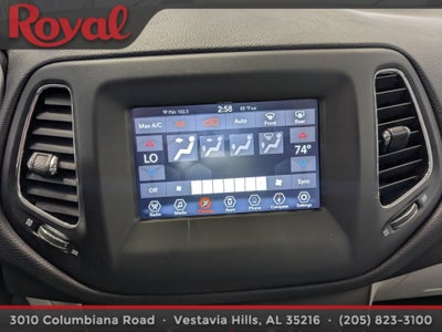2019 Jeep Compass Latitude w/Sun/Wheel Pkg