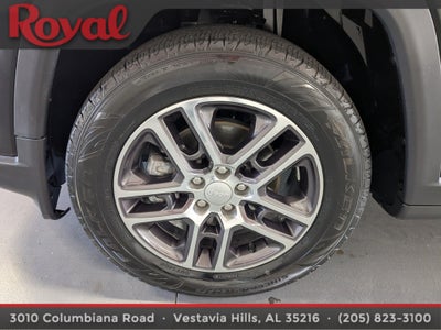 2019 Jeep Compass Latitude w/Sun/Wheel Pkg