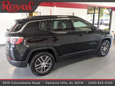 2019 Jeep Compass Latitude w/Sun/Wheel Pkg