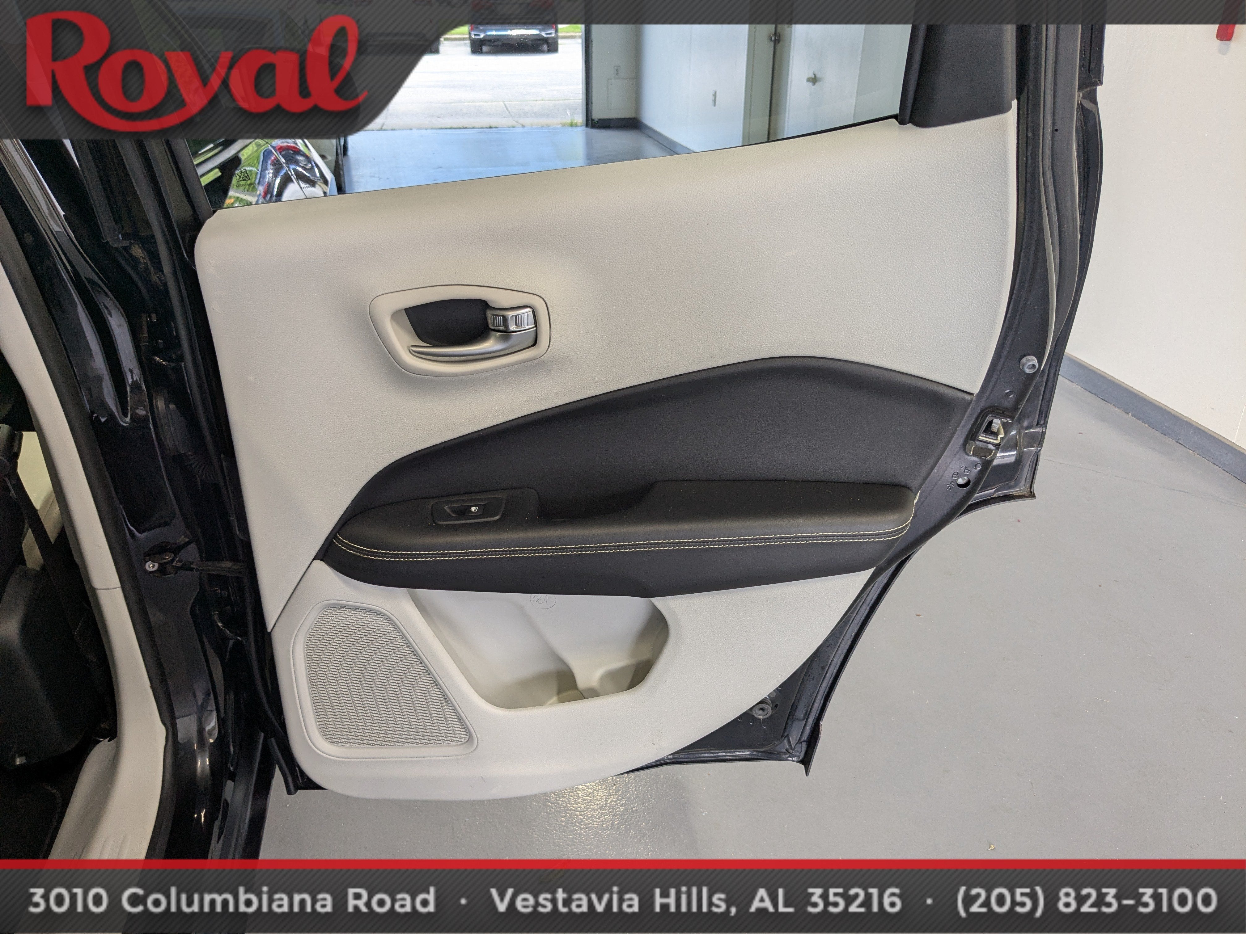 2019 Jeep Compass Latitude w/Sun/Wheel Pkg