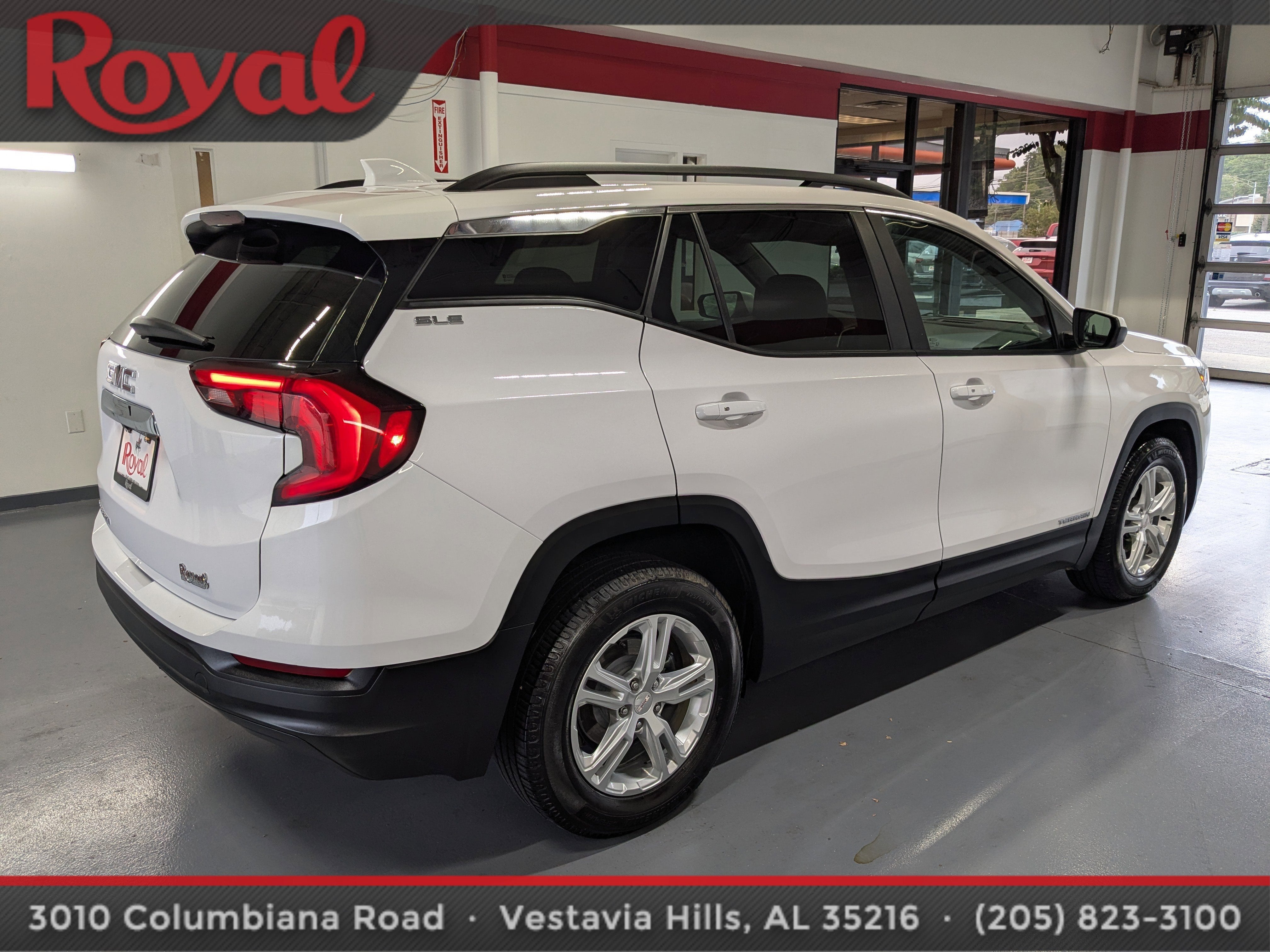 2021 GMC Terrain SLE