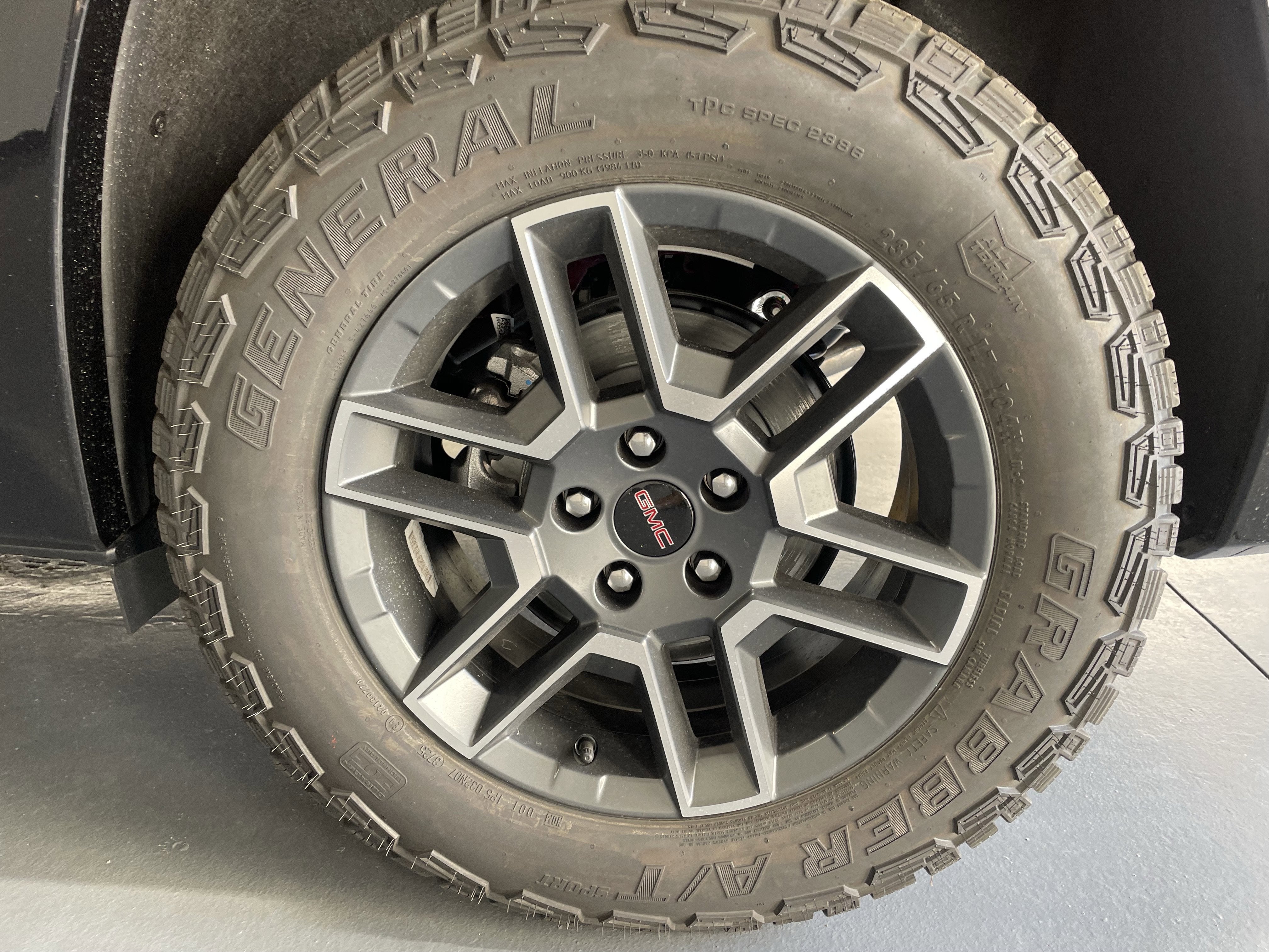 2026 GMC Terrain AT4