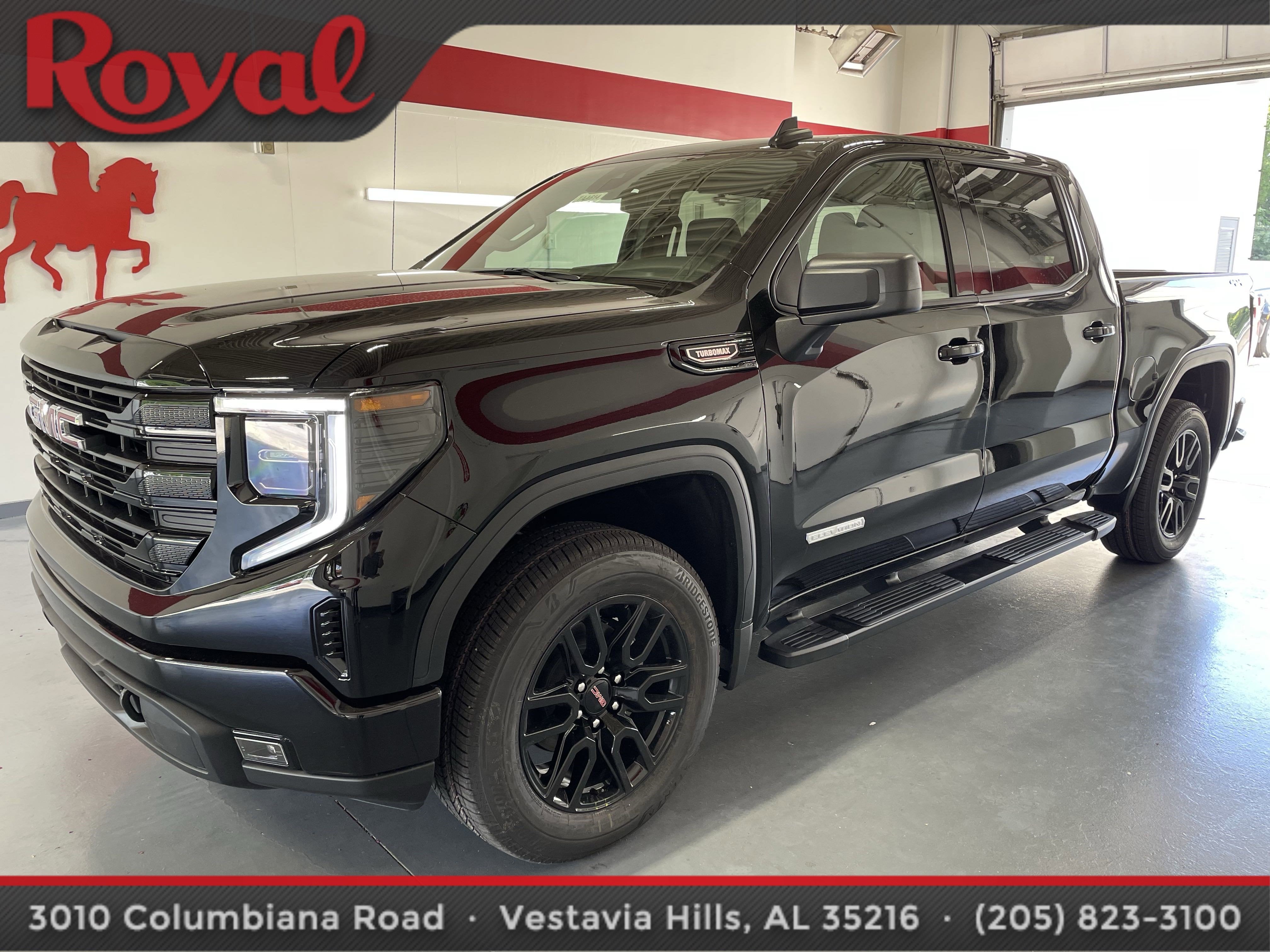 2025 GMC Sierra 1500 Elevation