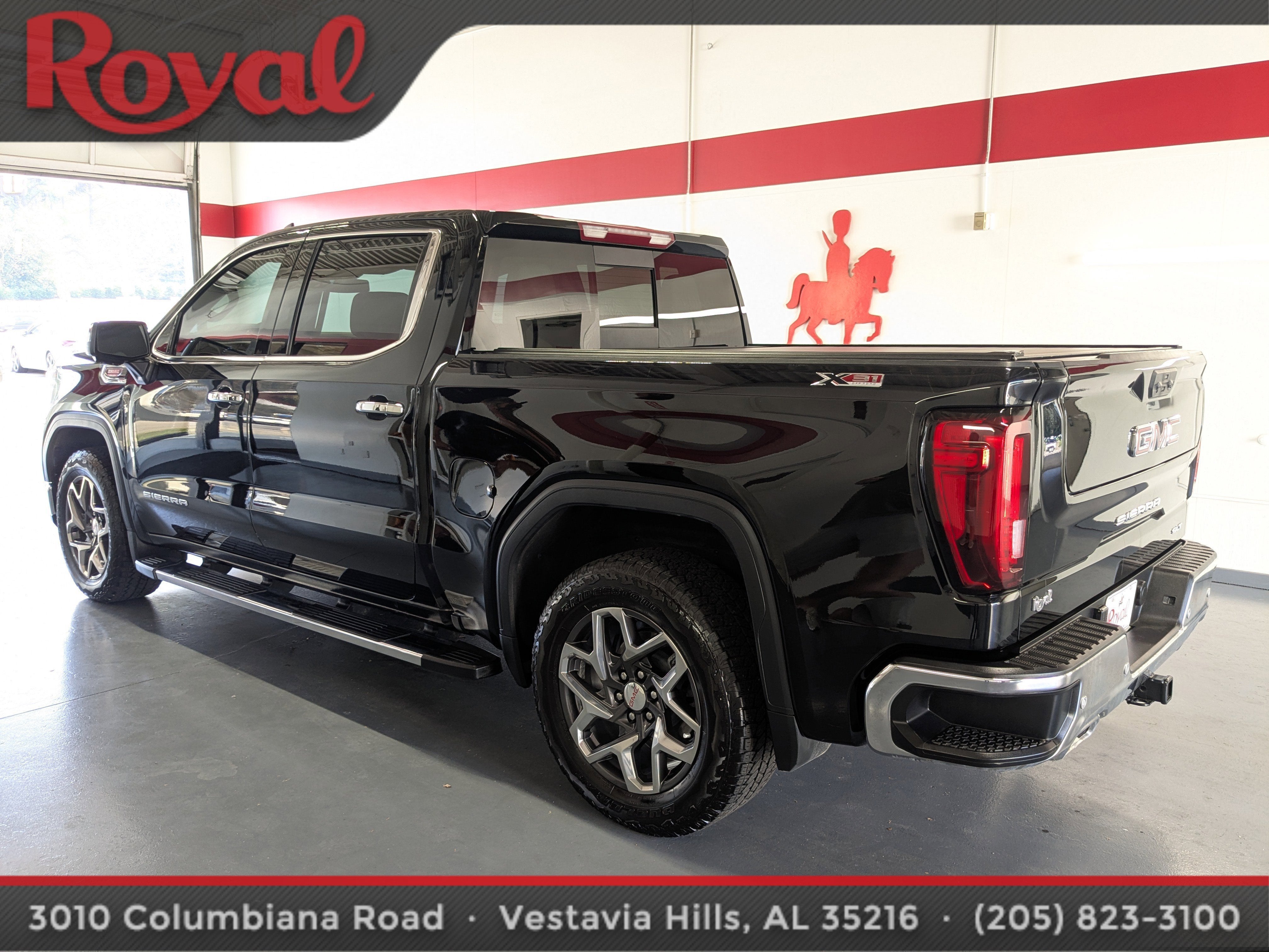 2024 GMC Sierra 1500 SLT