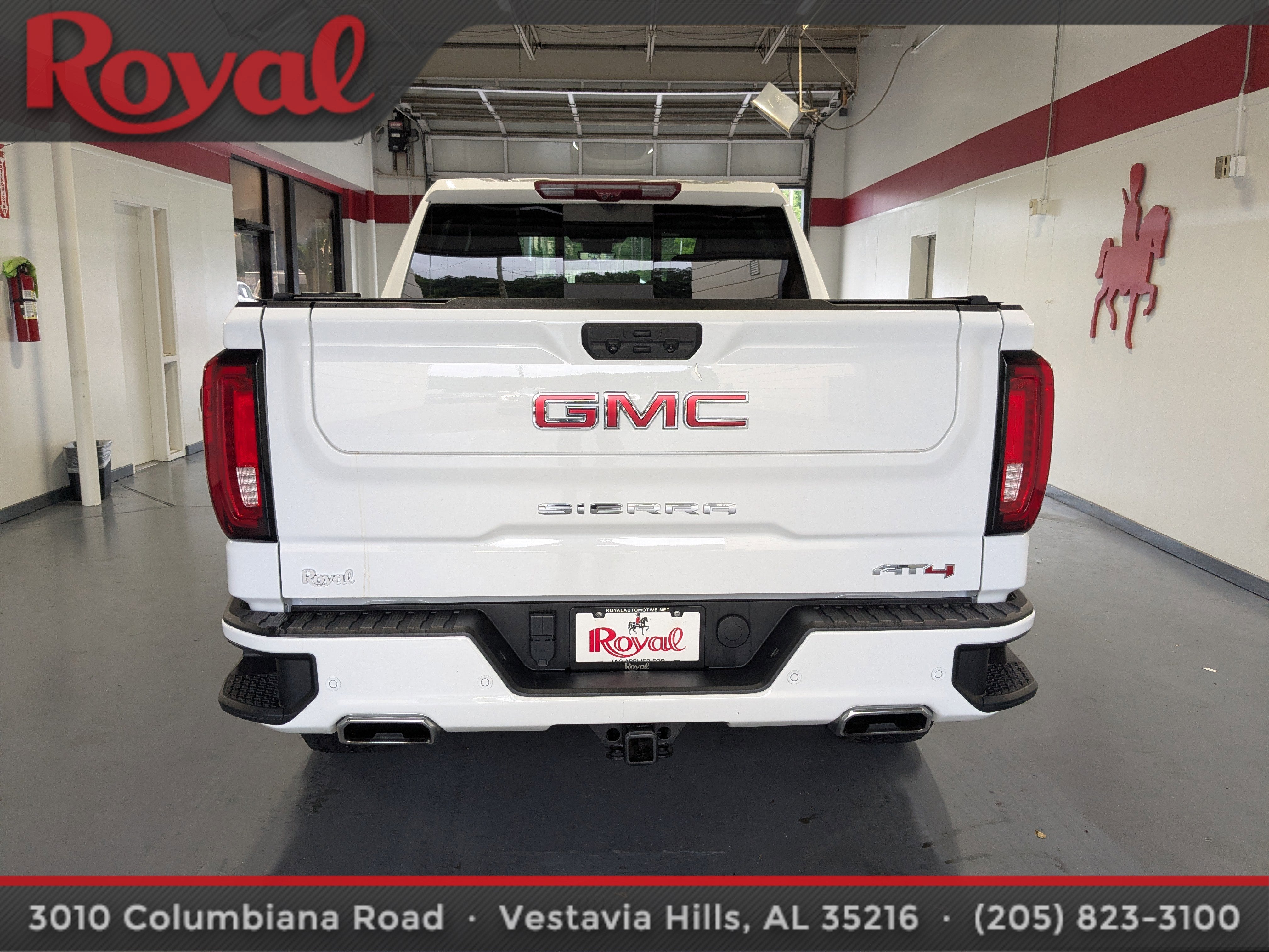 2024 GMC Sierra 1500 AT4