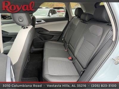 2025 Volkswagen Taos SE