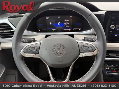 2025 Volkswagen Taos SE