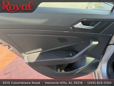 2023 Volkswagen Jetta SE