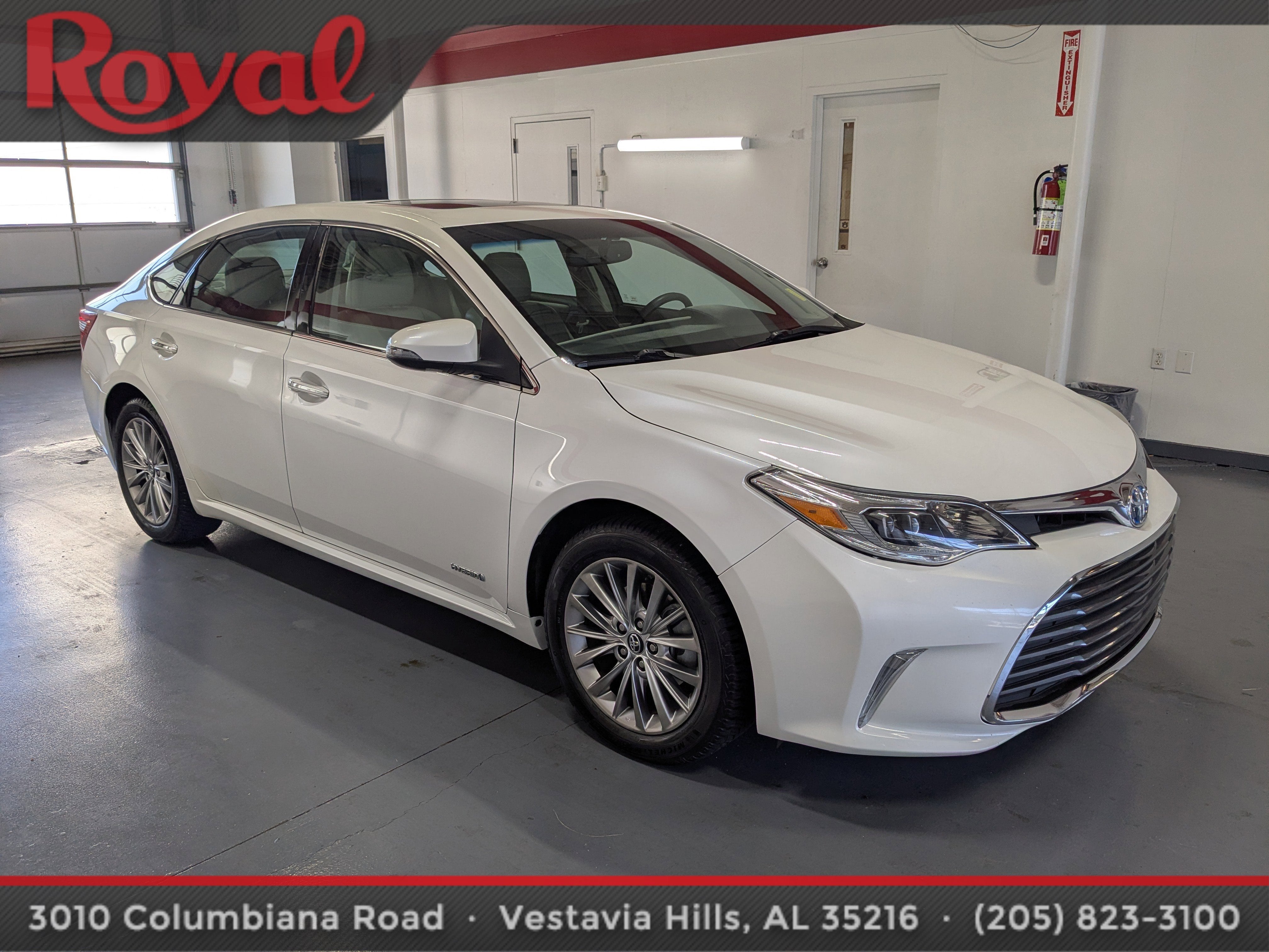 2016 Toyota Avalon Hybrid XLE Premium