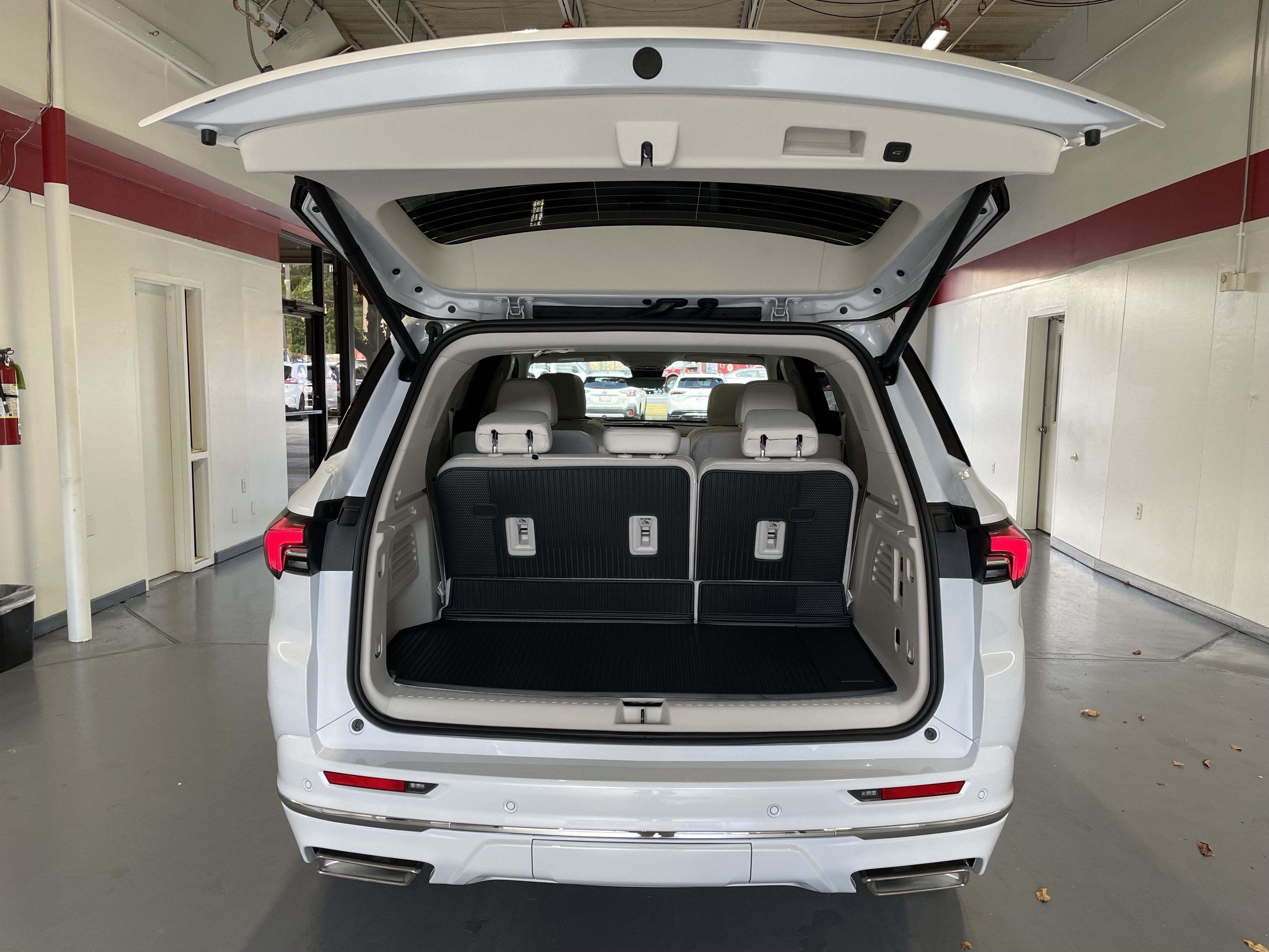 2027 Buick Enclave Avenir