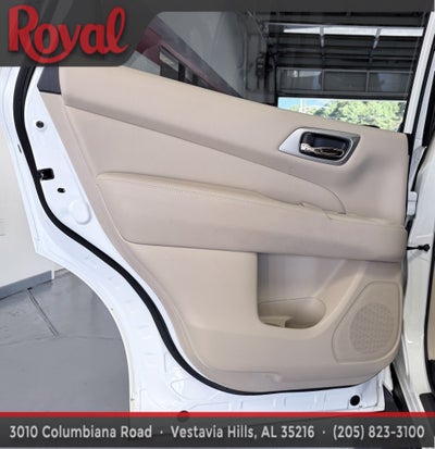2017 Nissan Pathfinder Platinum