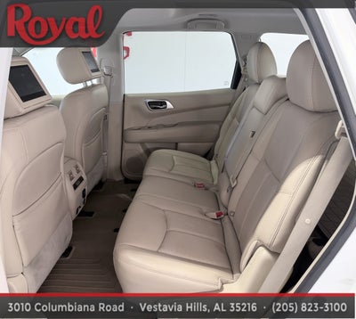 2017 Nissan Pathfinder Platinum