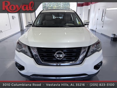 2017 Nissan Pathfinder Platinum