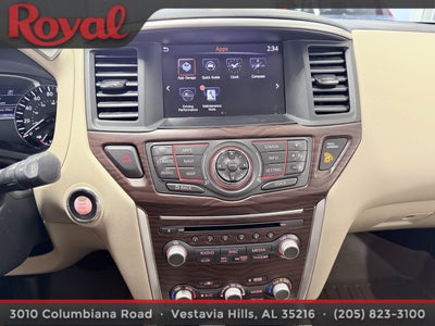 2017 Nissan Pathfinder Platinum