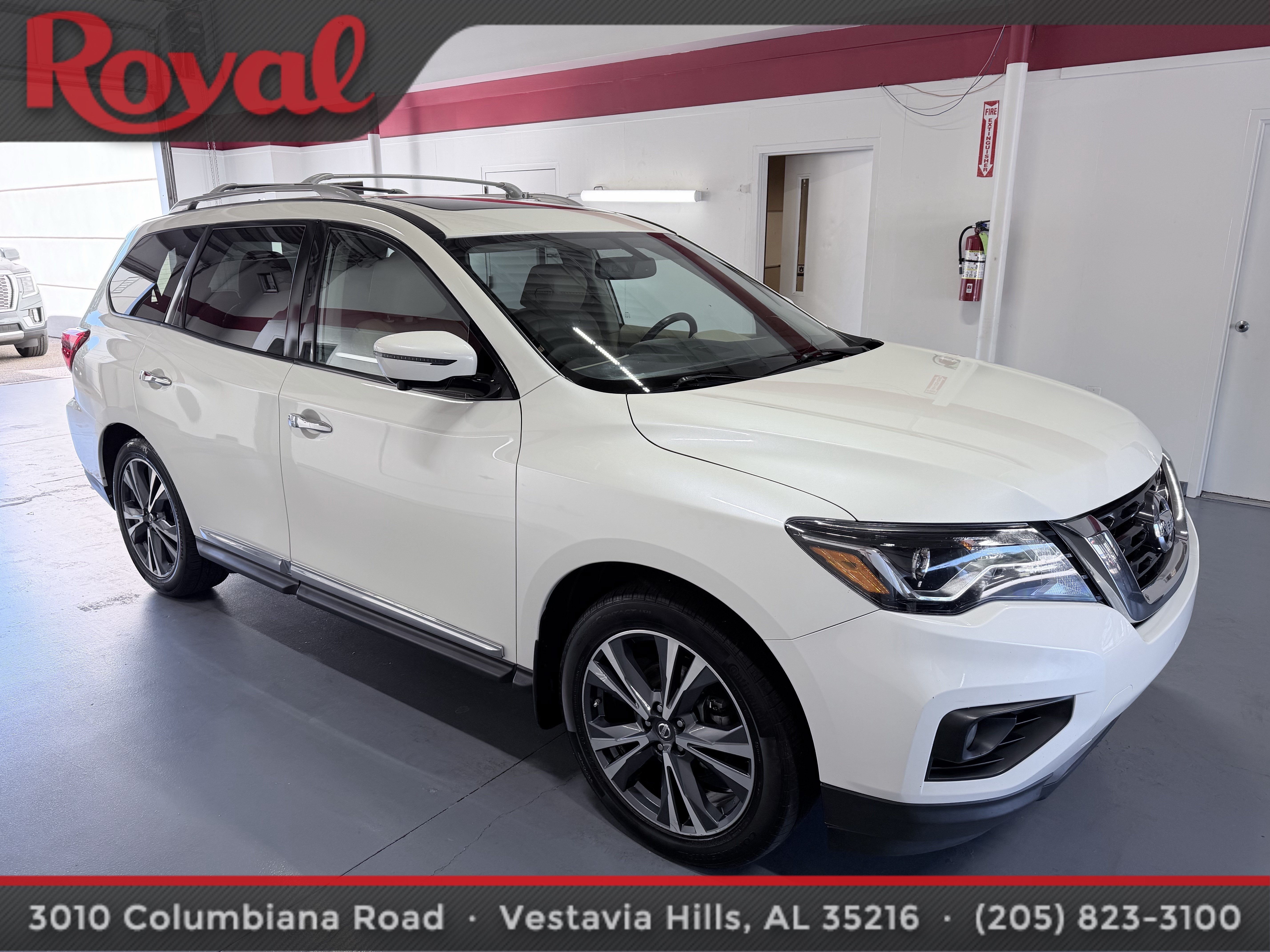 2017 Nissan Pathfinder Platinum