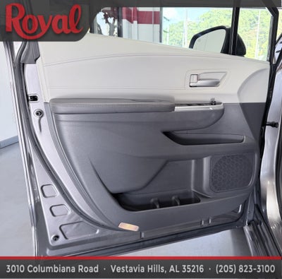 2022 Toyota Sienna XLE