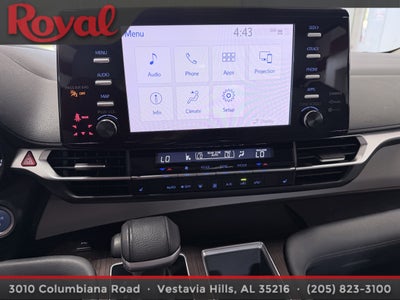 2022 Toyota Sienna XLE
