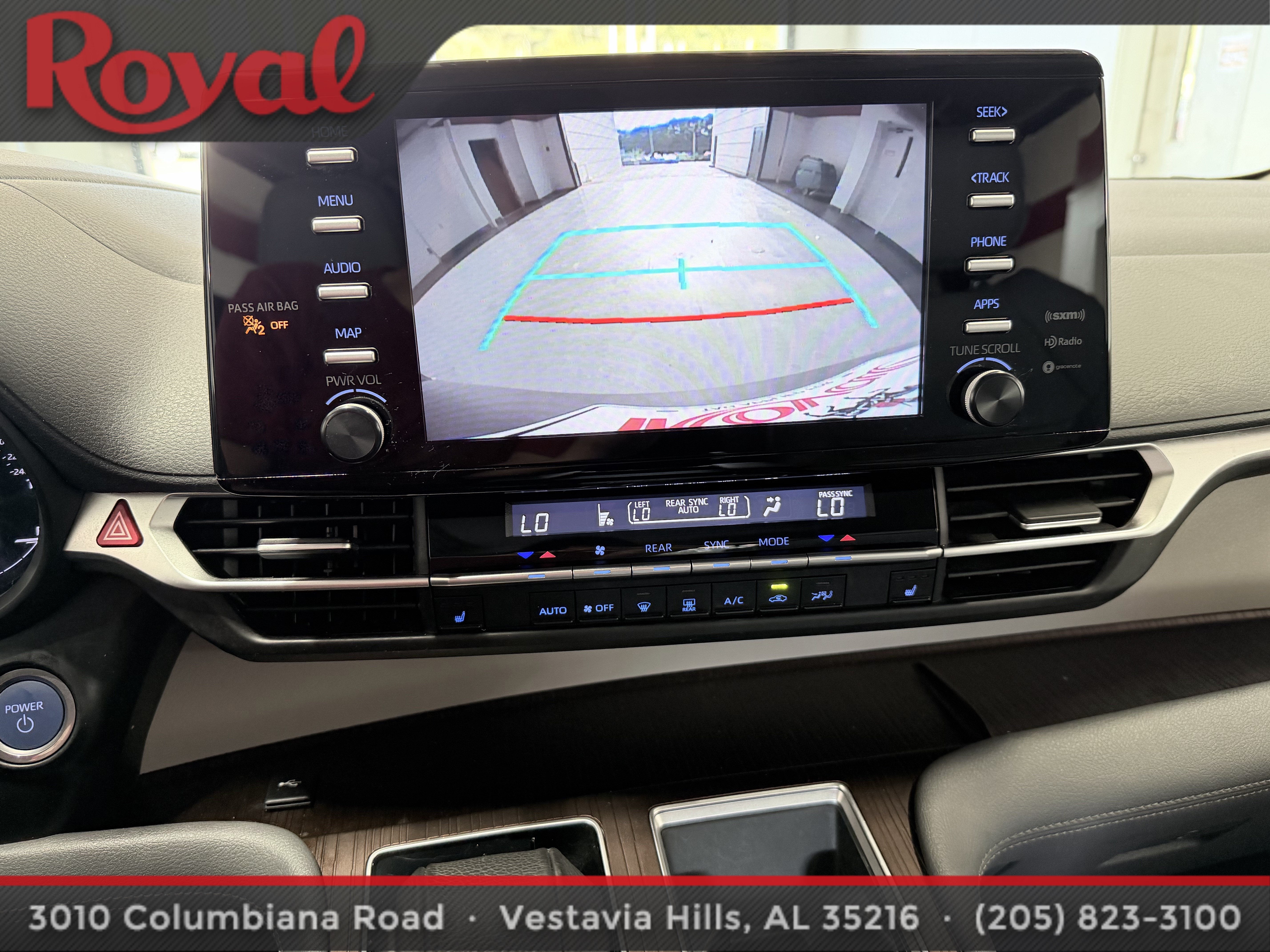 2022 Toyota Sienna XLE