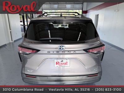 2022 Toyota Sienna XLE