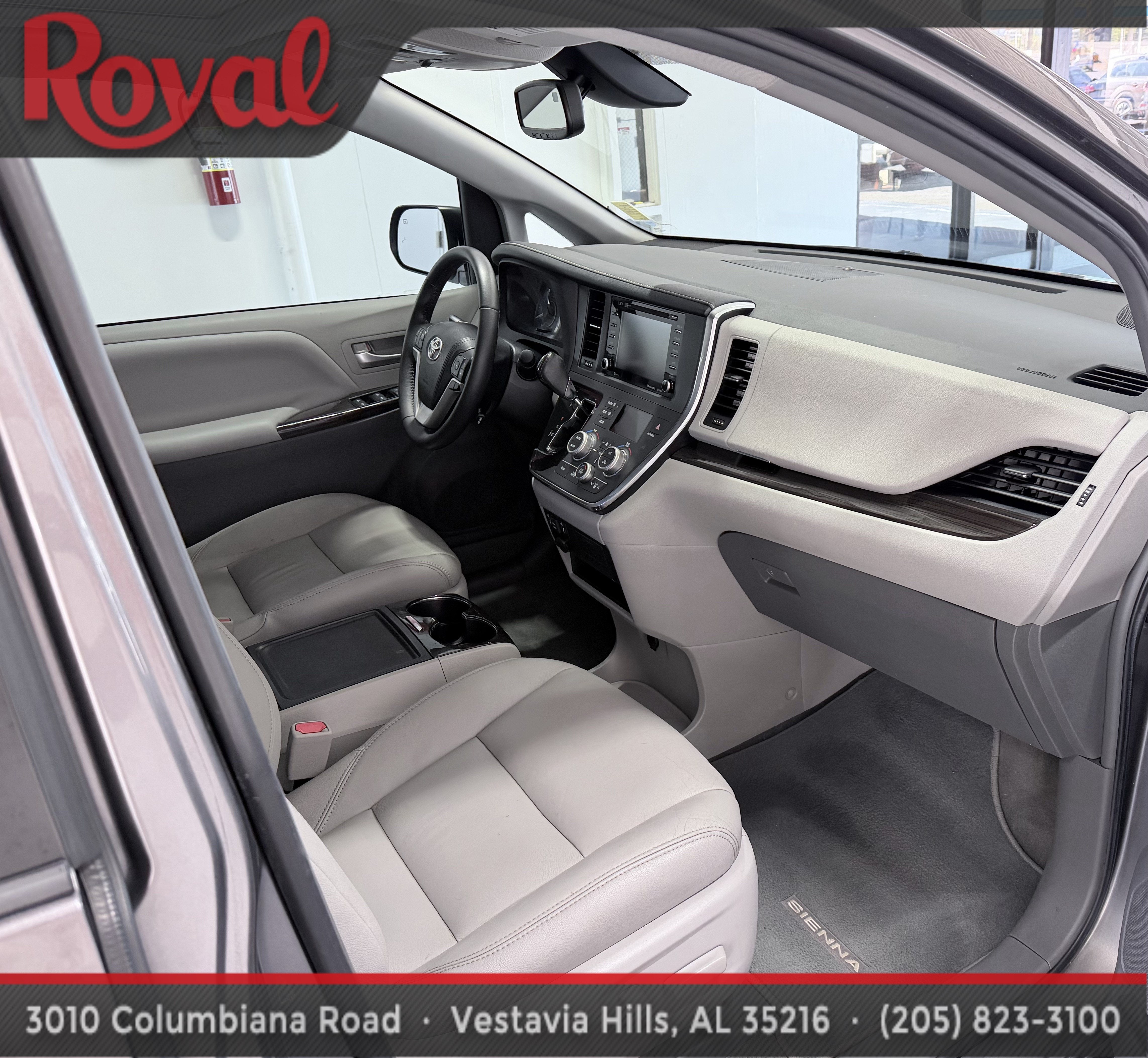2018 Toyota Sienna XLE Auto Access Seat
