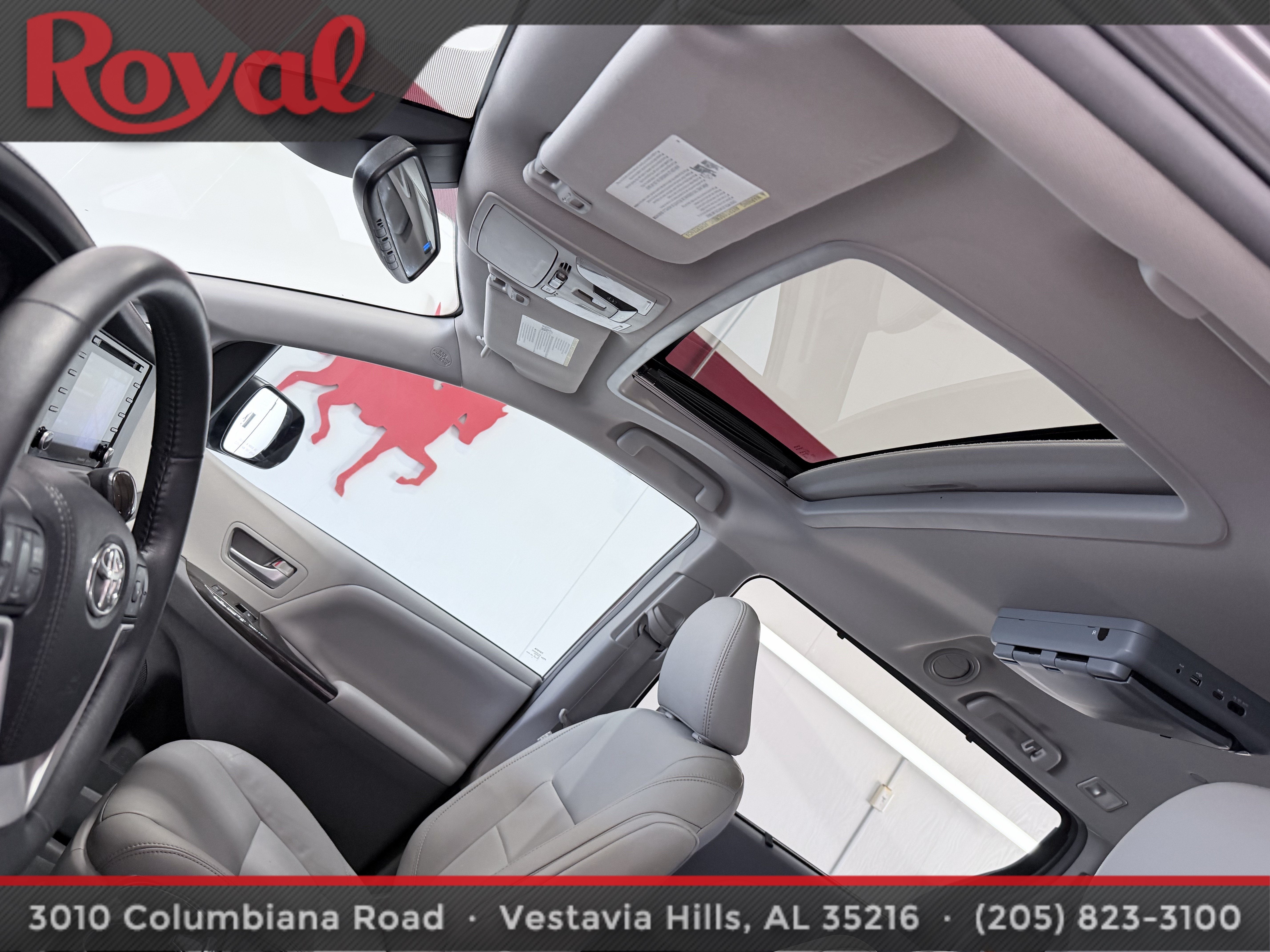 2018 Toyota Sienna XLE Auto Access Seat