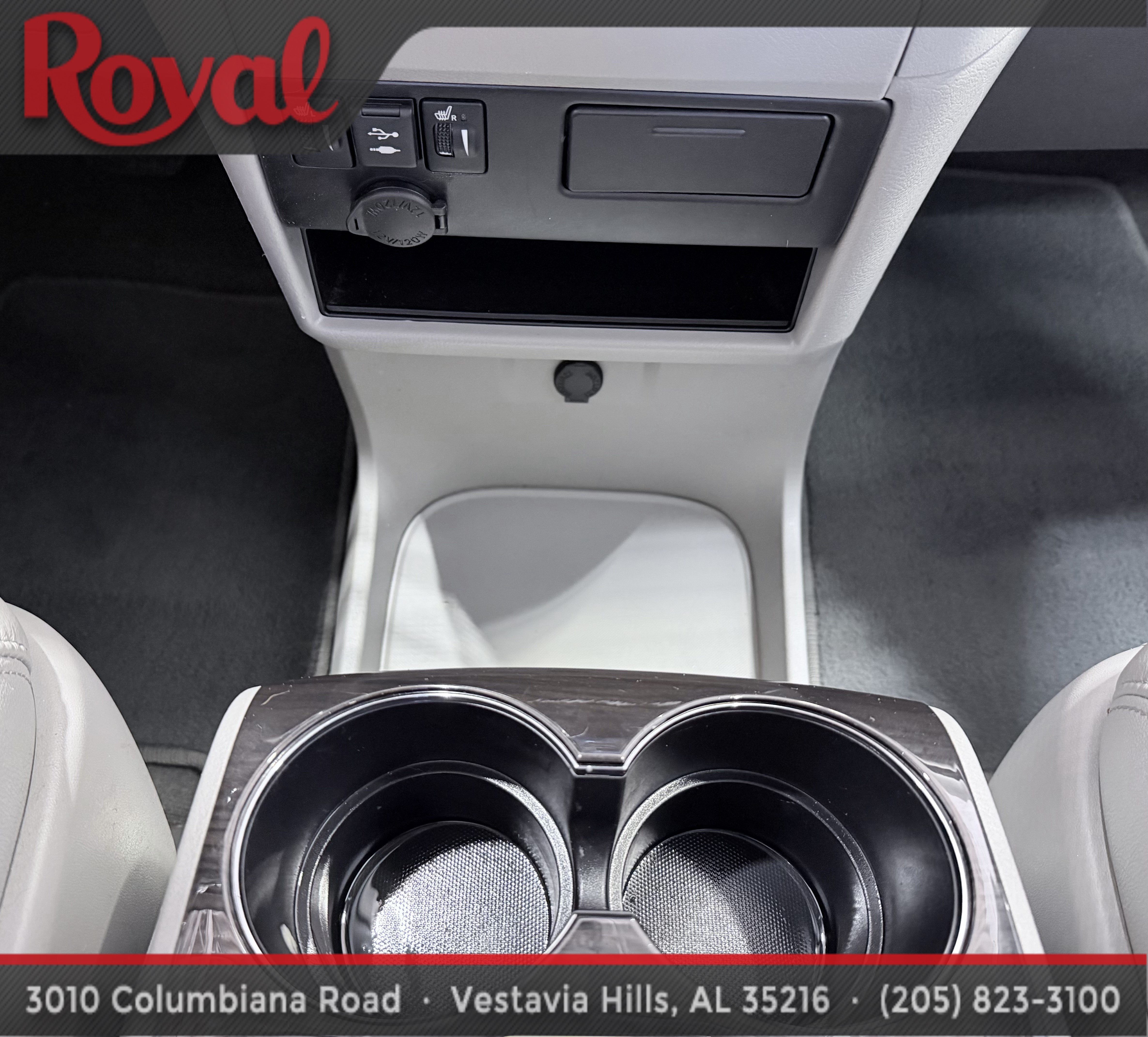 2018 Toyota Sienna XLE Auto Access Seat