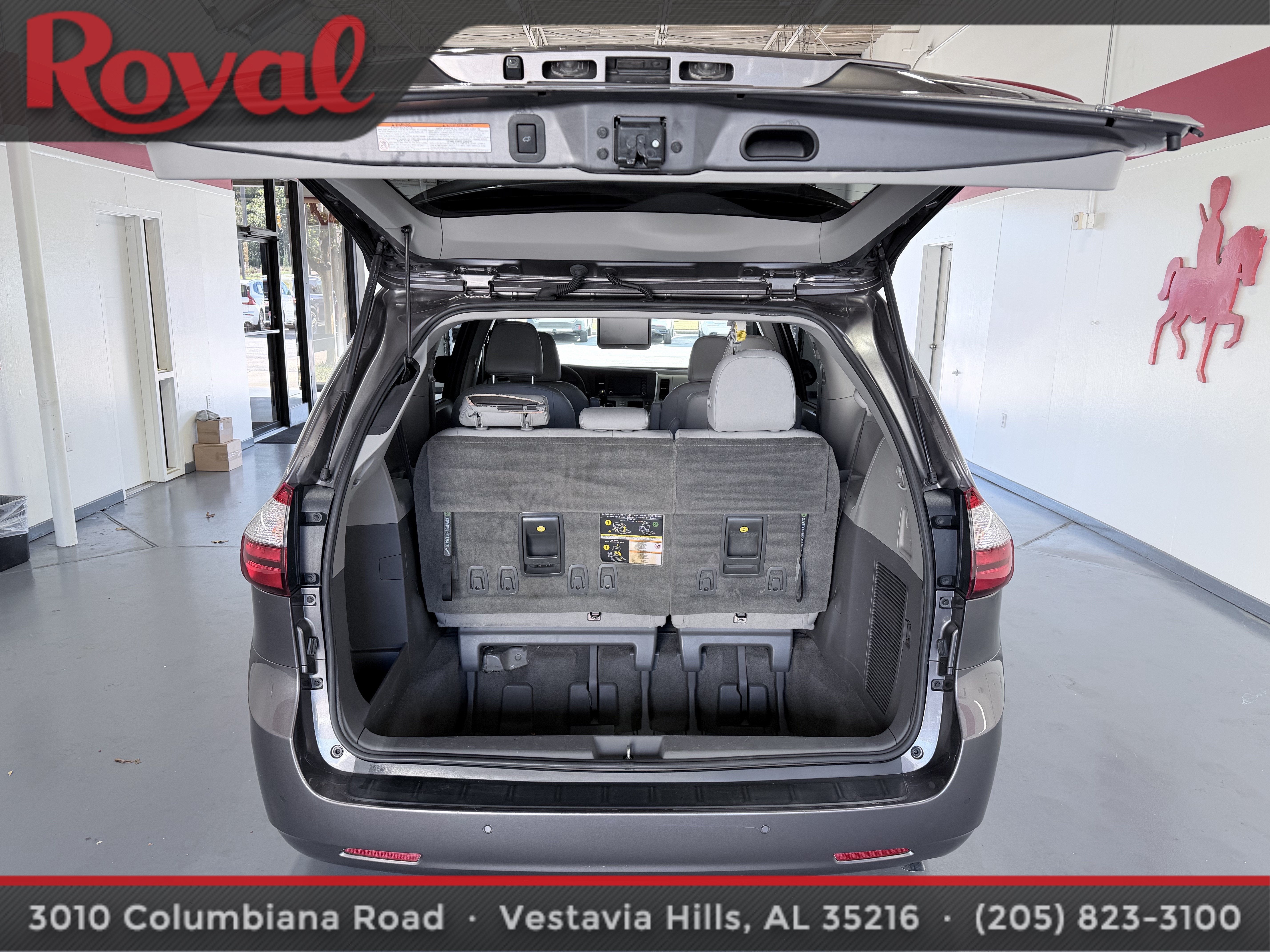 2018 Toyota Sienna XLE Auto Access Seat