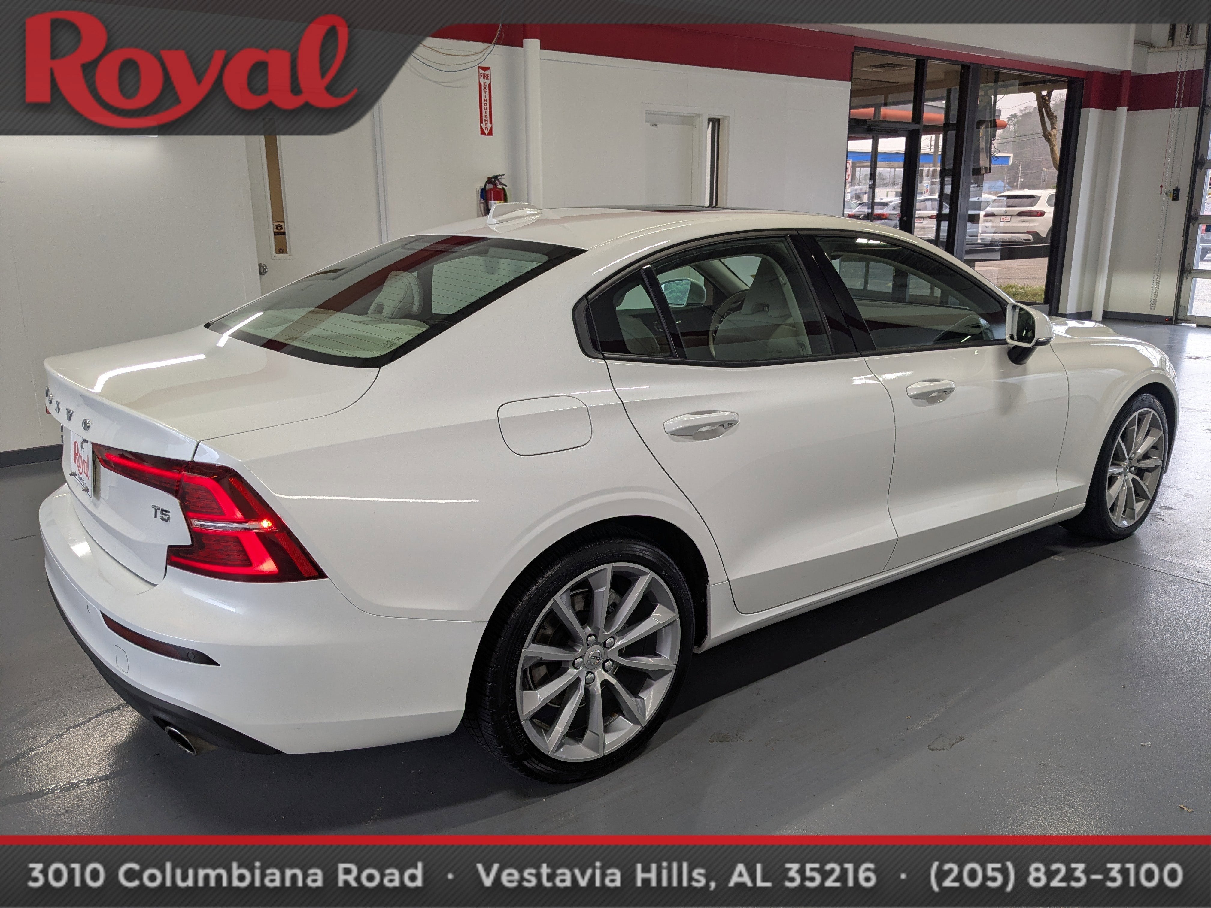 2021 Volvo S60 Momentum