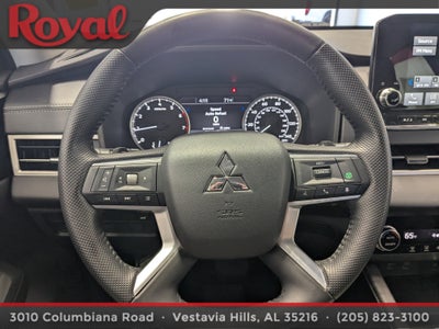 2022 Mitsubishi Outlander SE