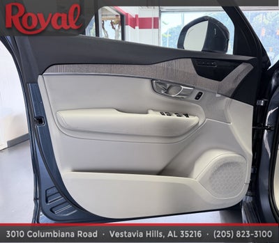 2023 Volvo XC90 Plus