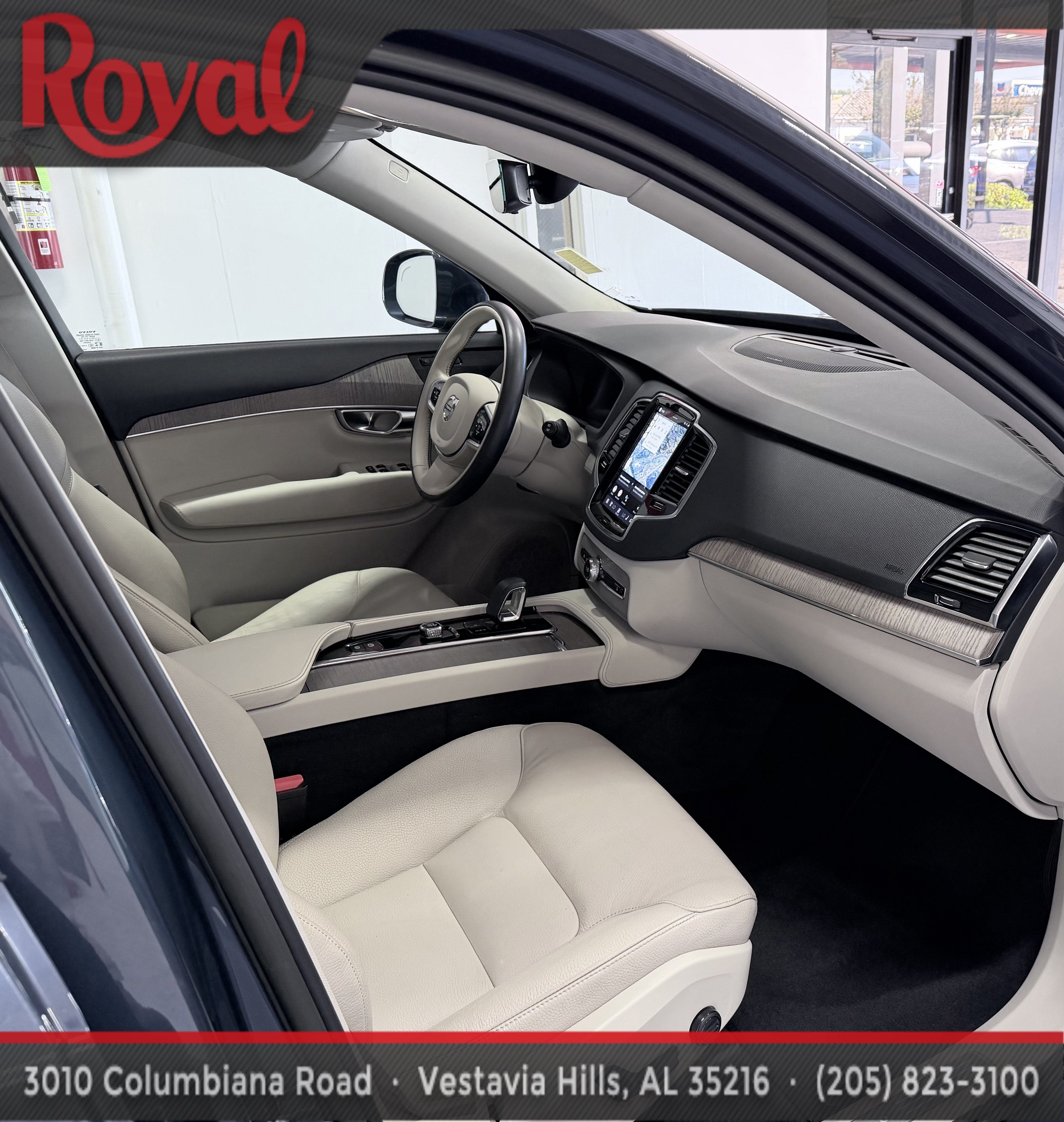 2023 Volvo XC90 Plus