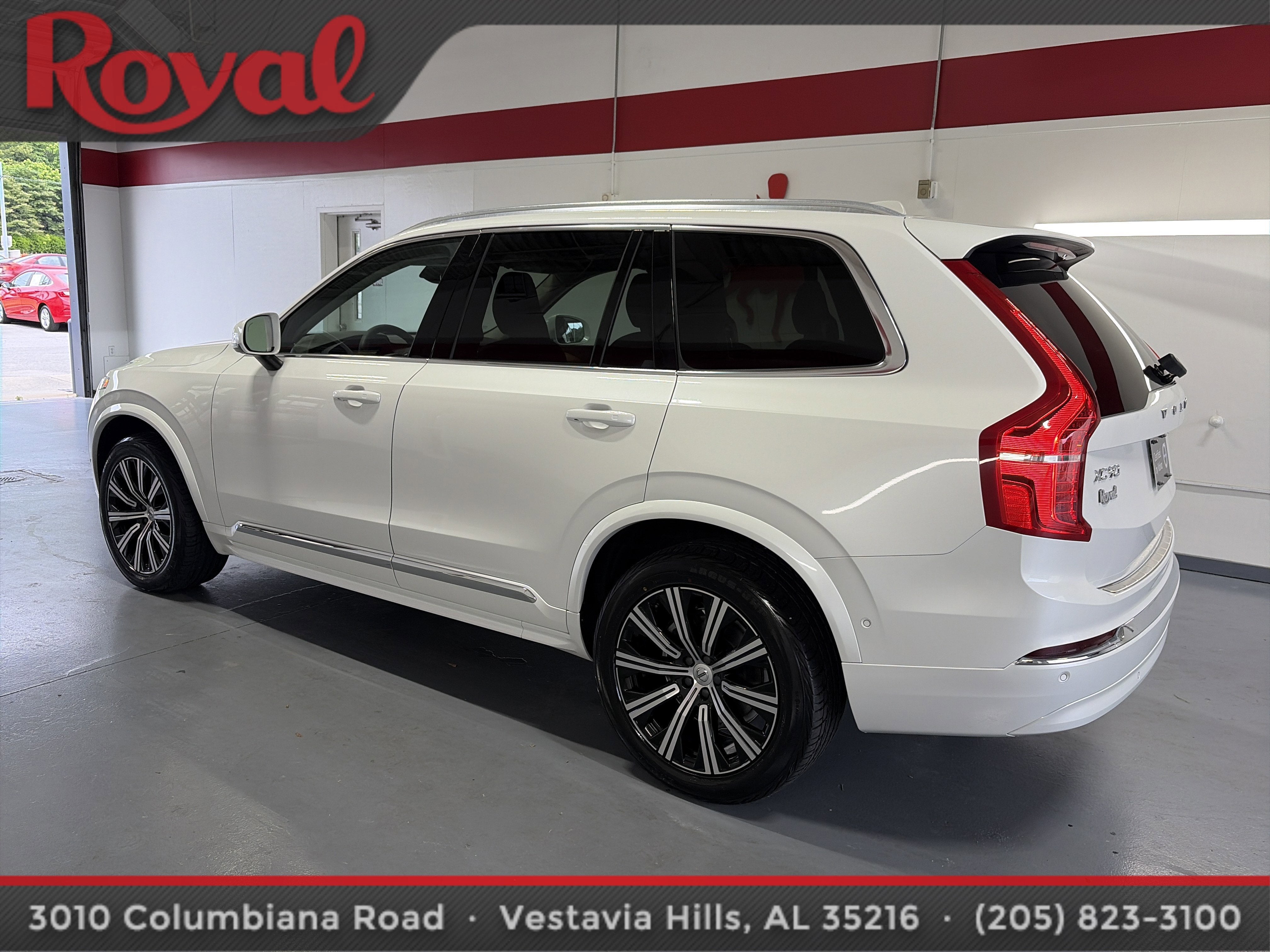 2023 Volvo XC90 Plus