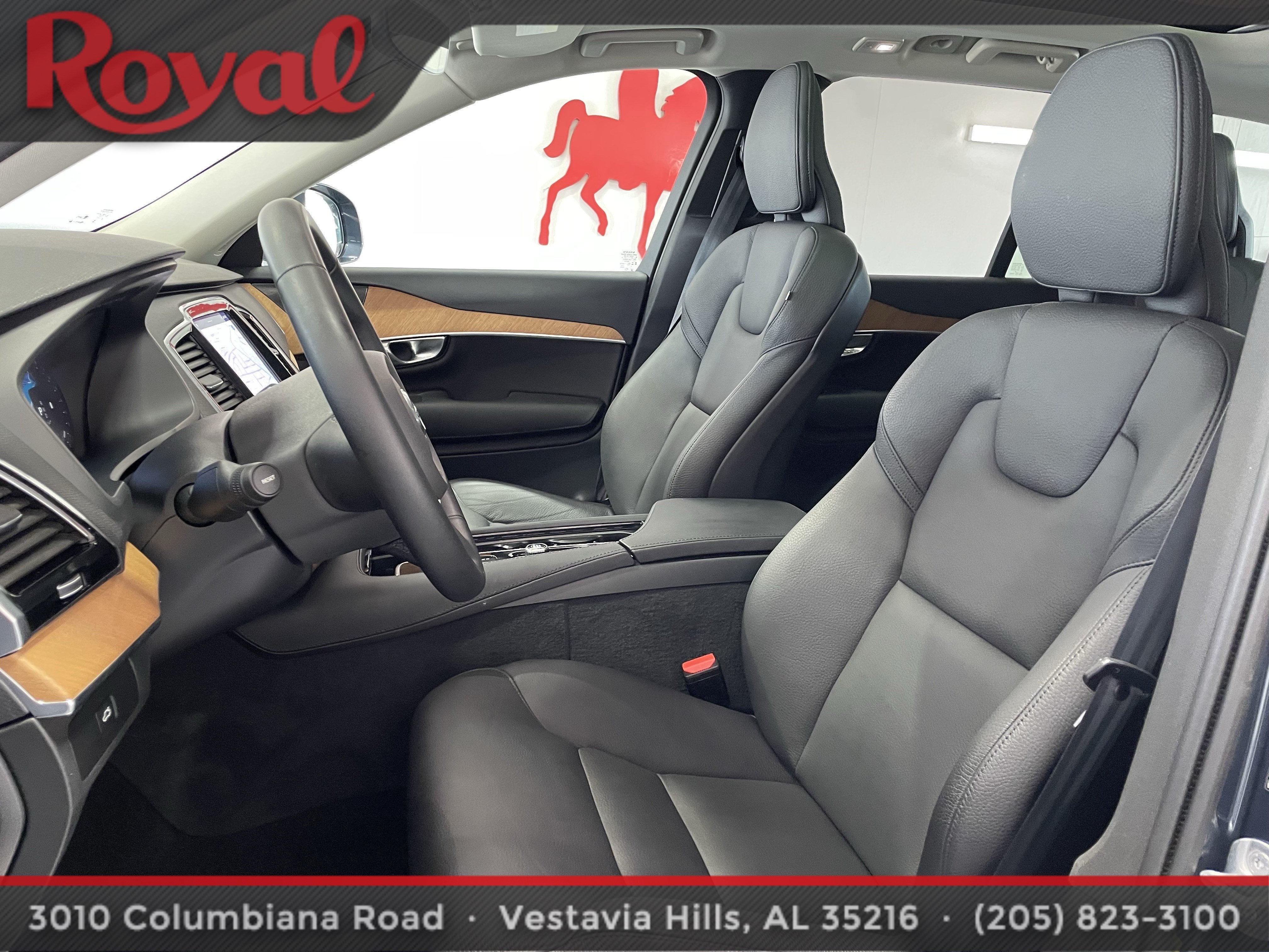 2024 Volvo XC90 Plus Bright Theme