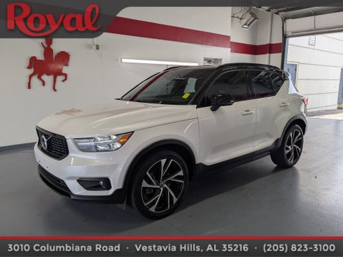 2021 Volvo XC40 R-Design