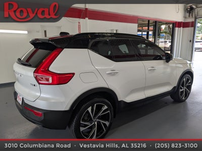 2021 Volvo XC40 R-Design