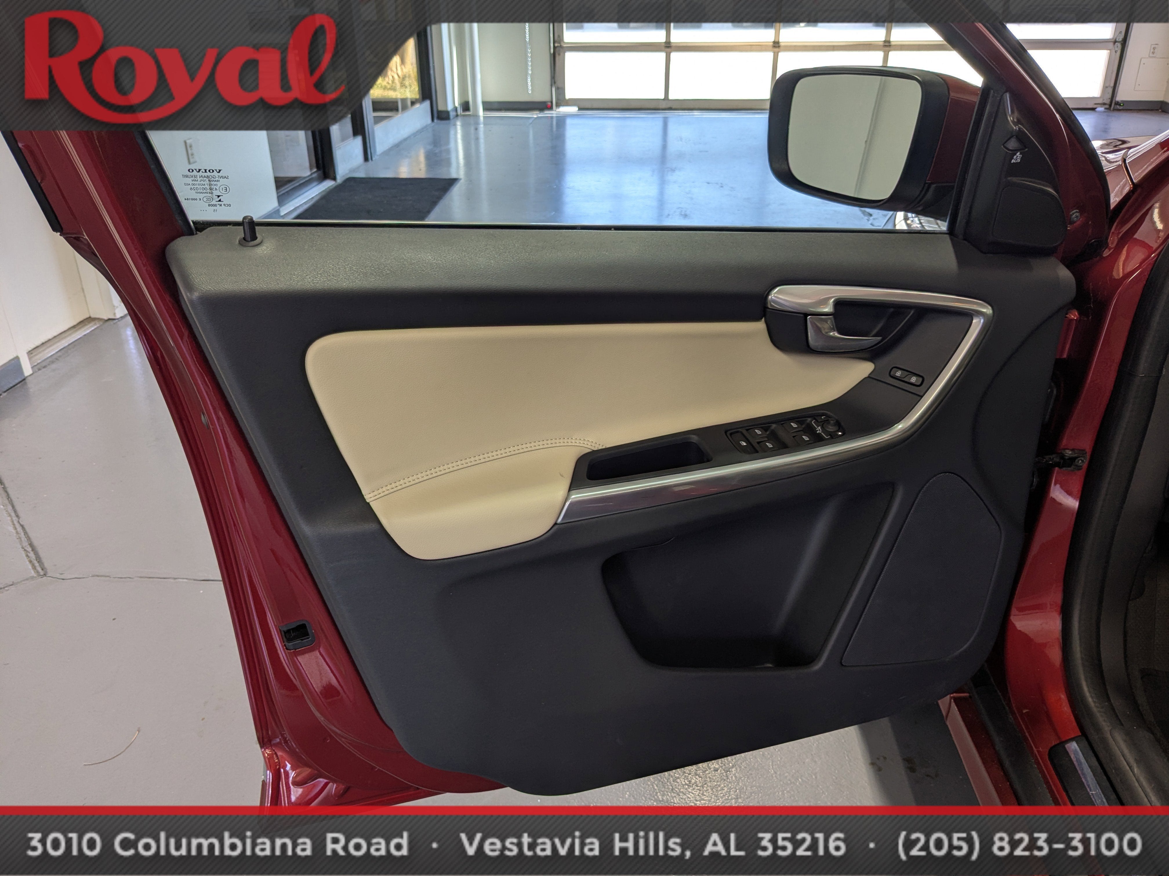 2016 Volvo XC60 T5 Drive-E Premier