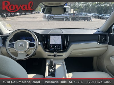 2025 Volvo XC60 Plug-In Hybrid Plus