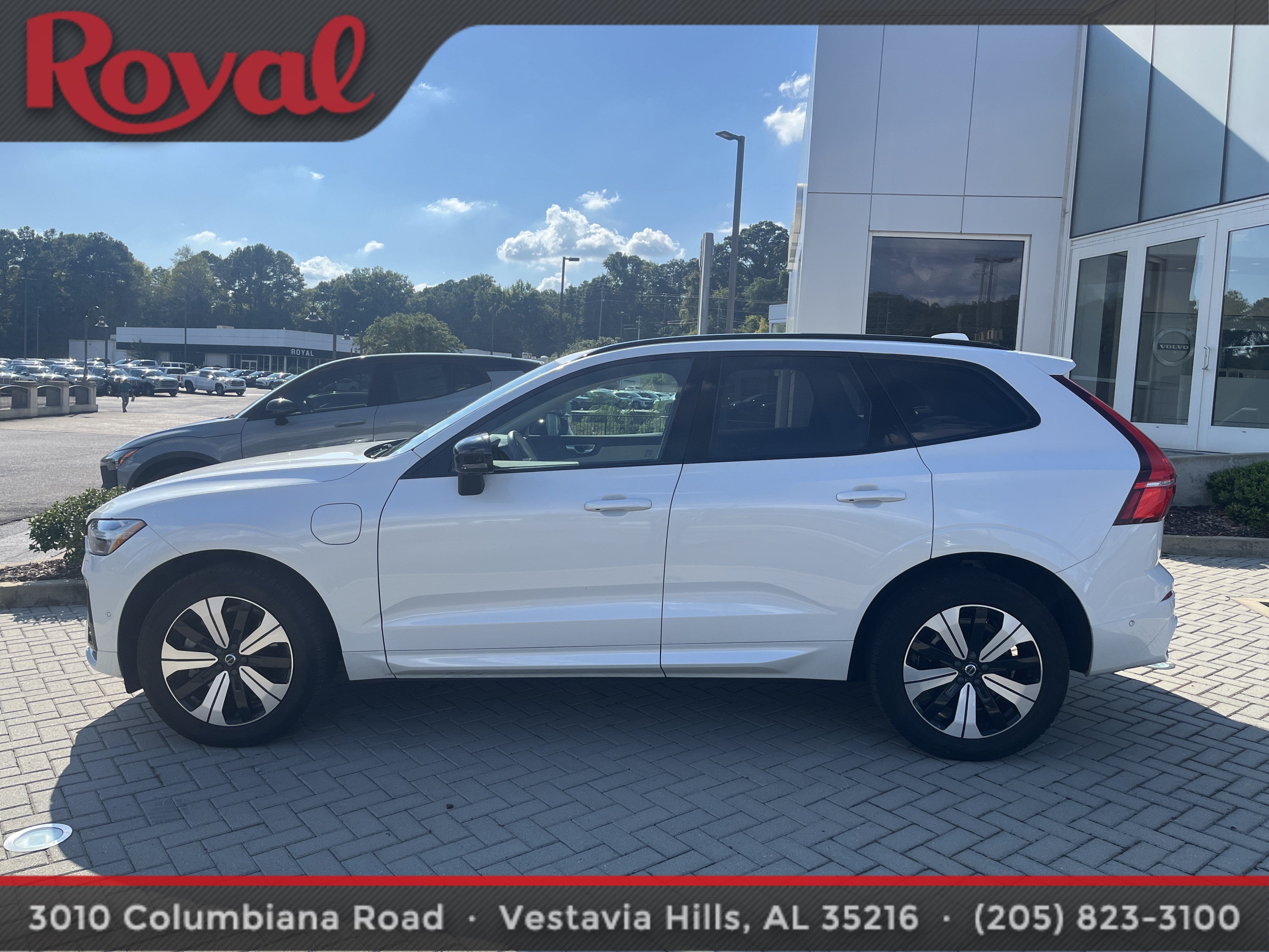 2025 Volvo XC60 Plug-In Hybrid Plus