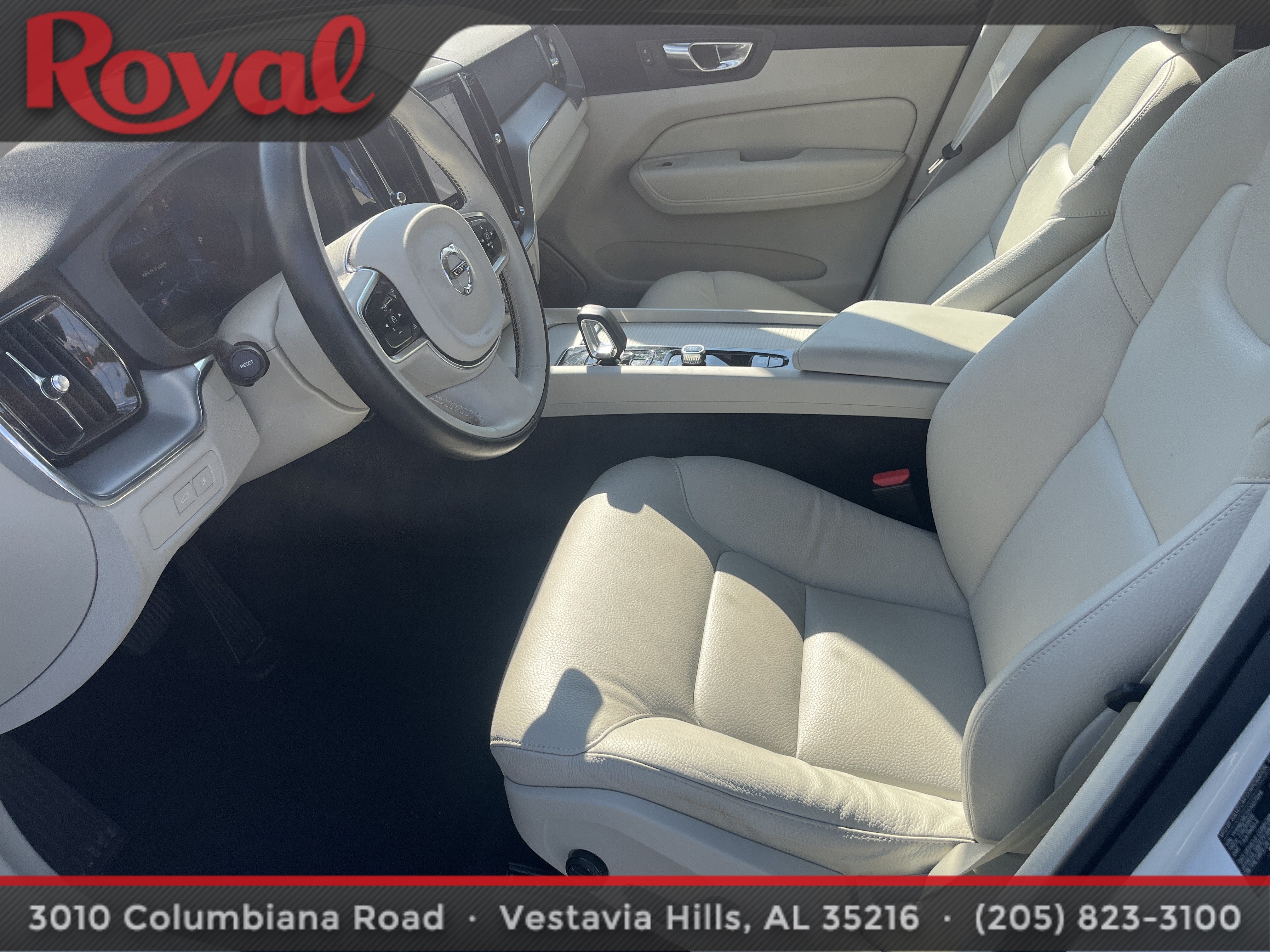 2025 Volvo XC60 Plug-In Hybrid Plus