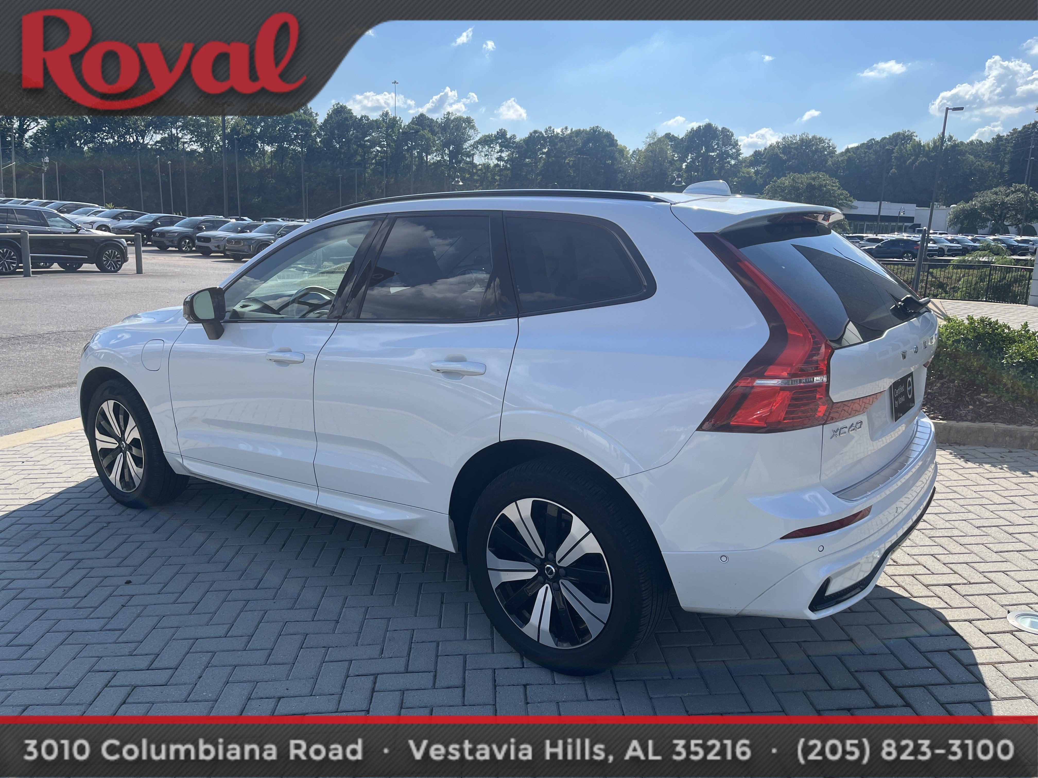 2025 Volvo XC60 Plug-In Hybrid Plus