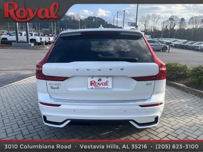 2023 Volvo XC60 Plus Dark Theme