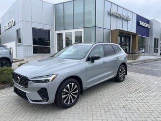 2024 Volvo XC60 Core Dark Theme