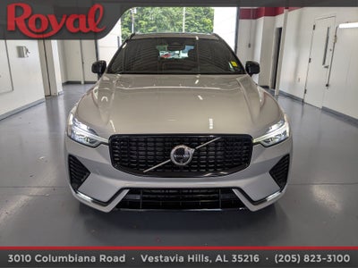 2024 Volvo XC60 Plus Dark Theme