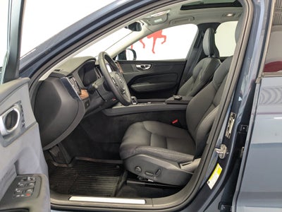 2024 Volvo XC60 Plus Dark Theme